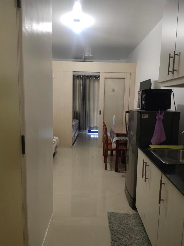 باساي Rhm Sea Residences Condostaycation Moa,Smx المظهر الخارجي الصورة